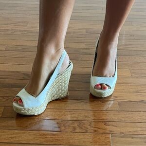 Jessica Simpson white wedge sandal. Women’s size 7.5